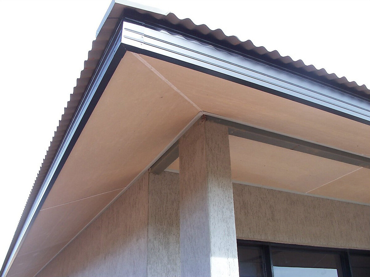 Gutter Cleaning & Flushing example 4